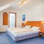 Heide Residenz Hotel 3*